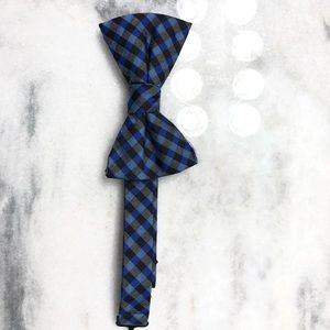 Express Bow Tie